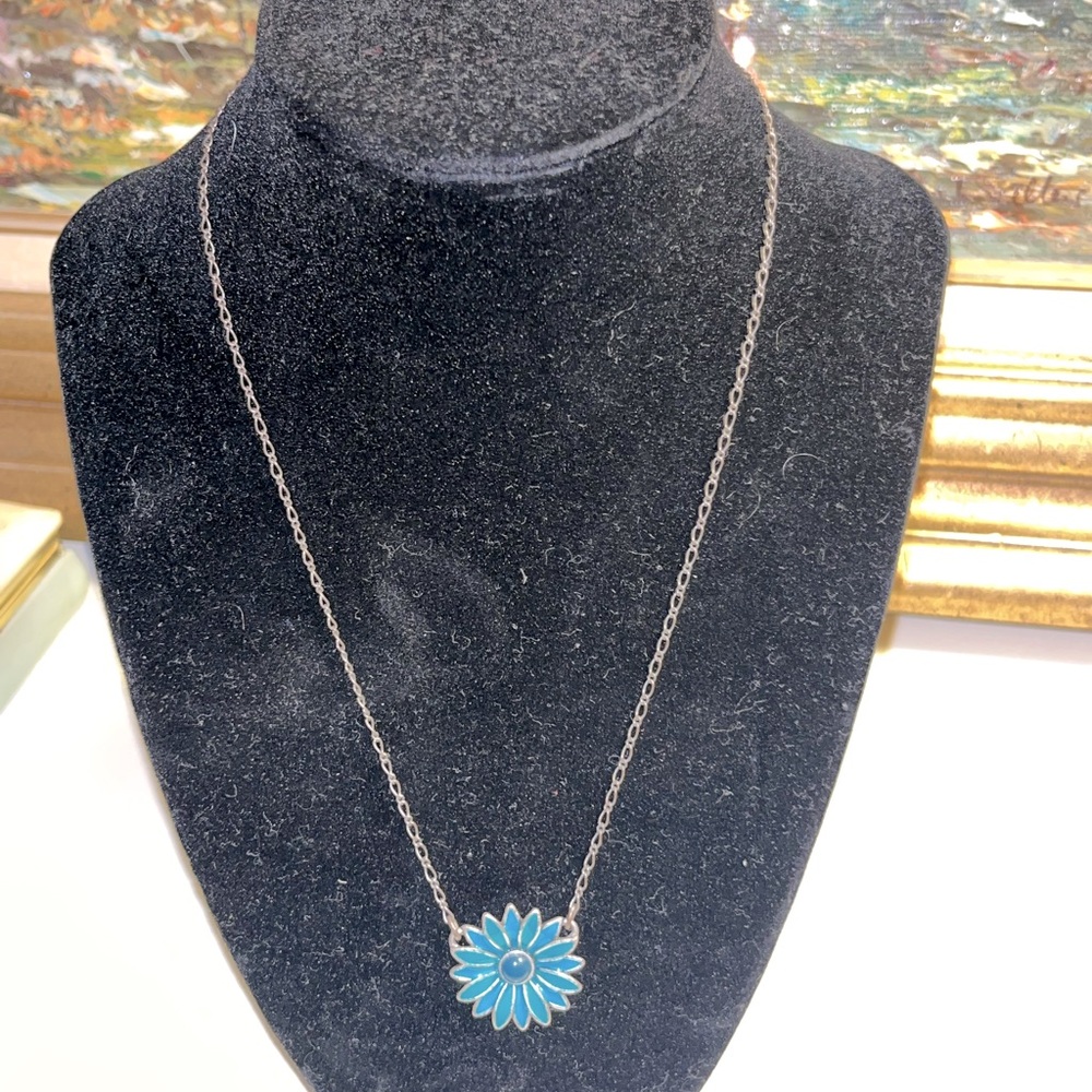 EUC | Lucky Brand Flower Necklace!!